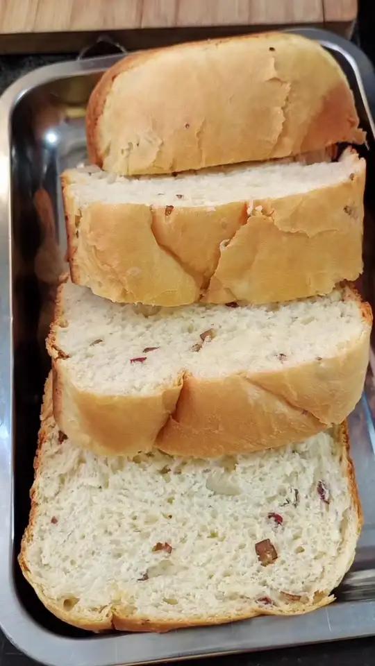 第一次做红枣面包,浓浓枣香暄软好吃真心不错