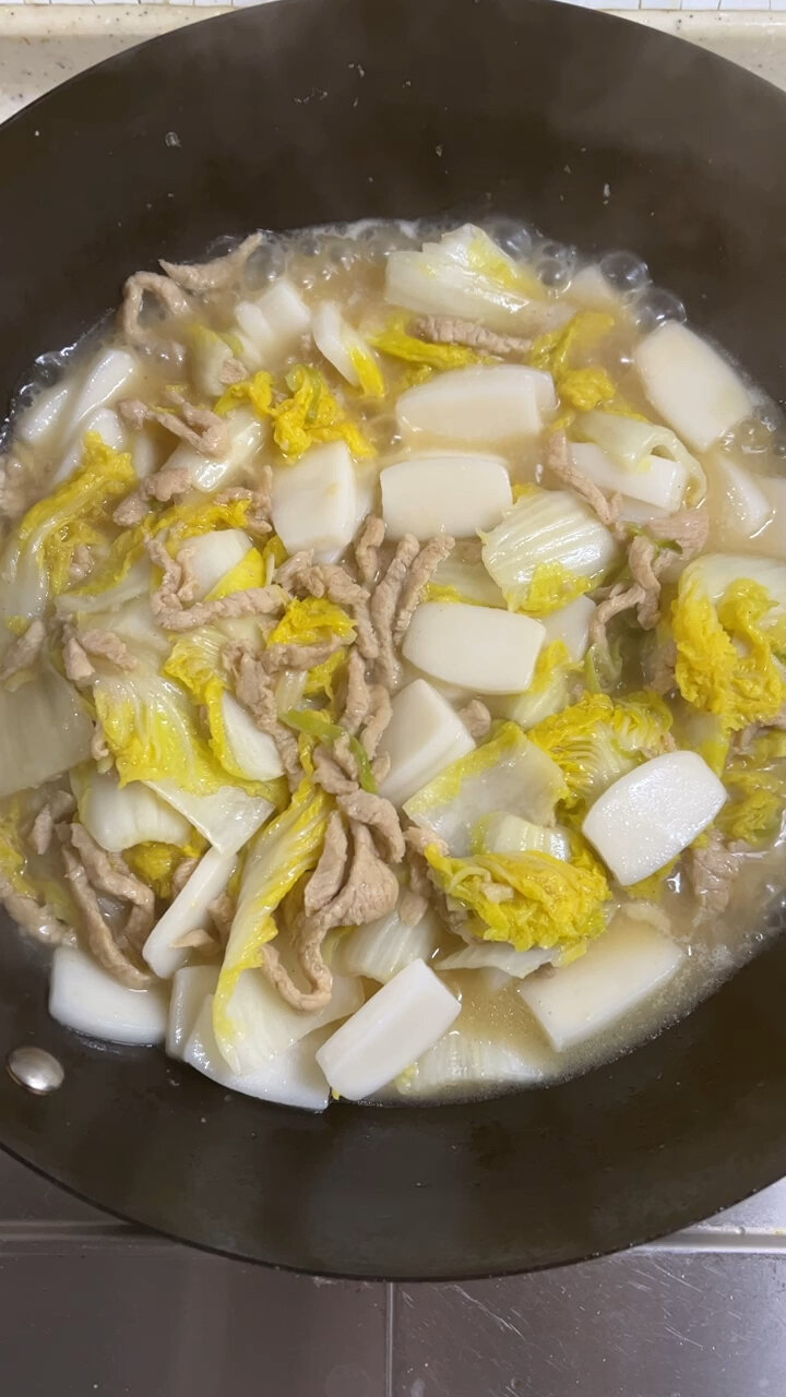 白菜肉丝炒年糕