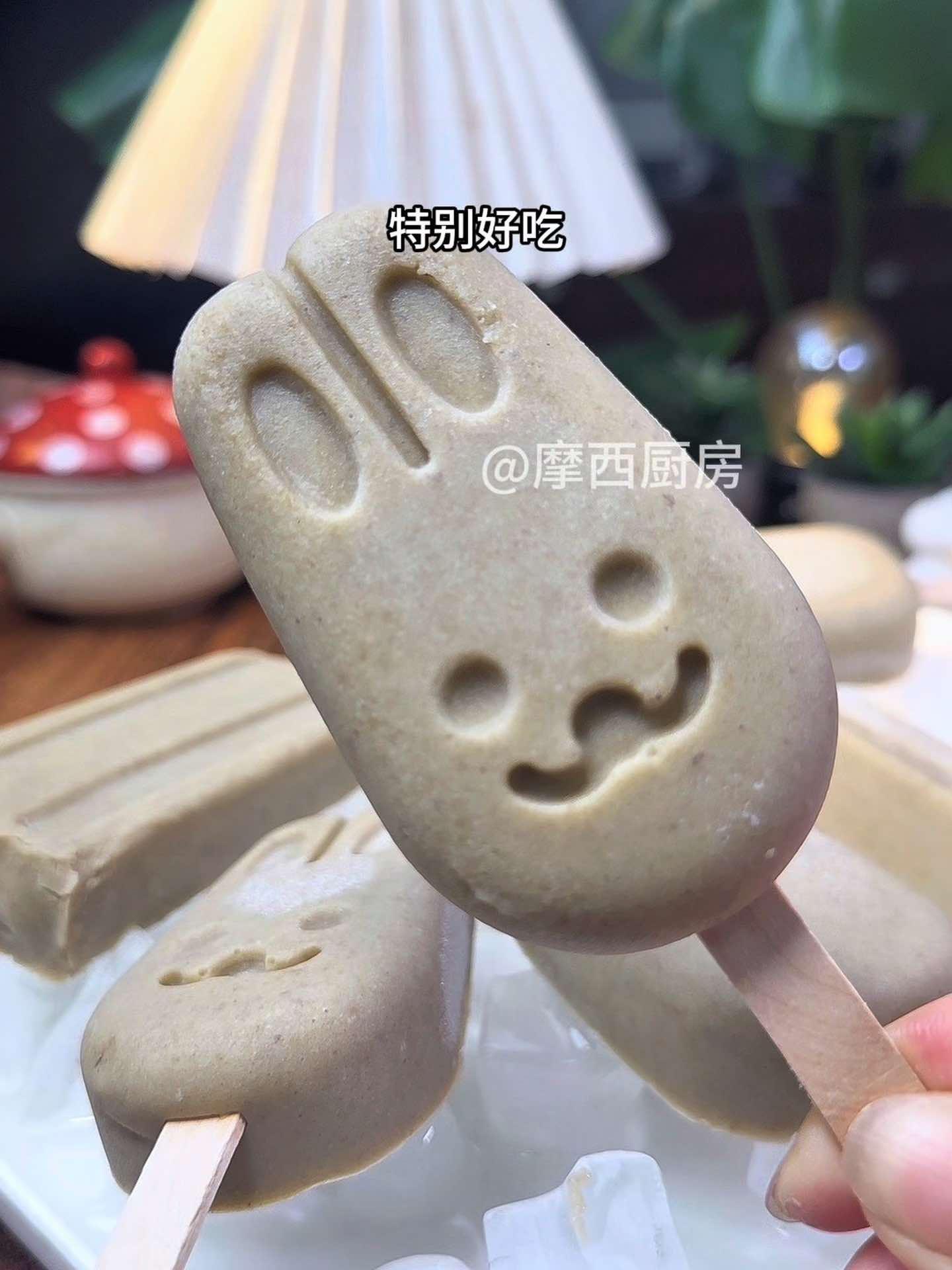 你知道 绿豆雪糕 是怎么做的吗?夏天孩子想吃绿豆雪糕了,学会了这个再也不用买雪糕了!雪糕模