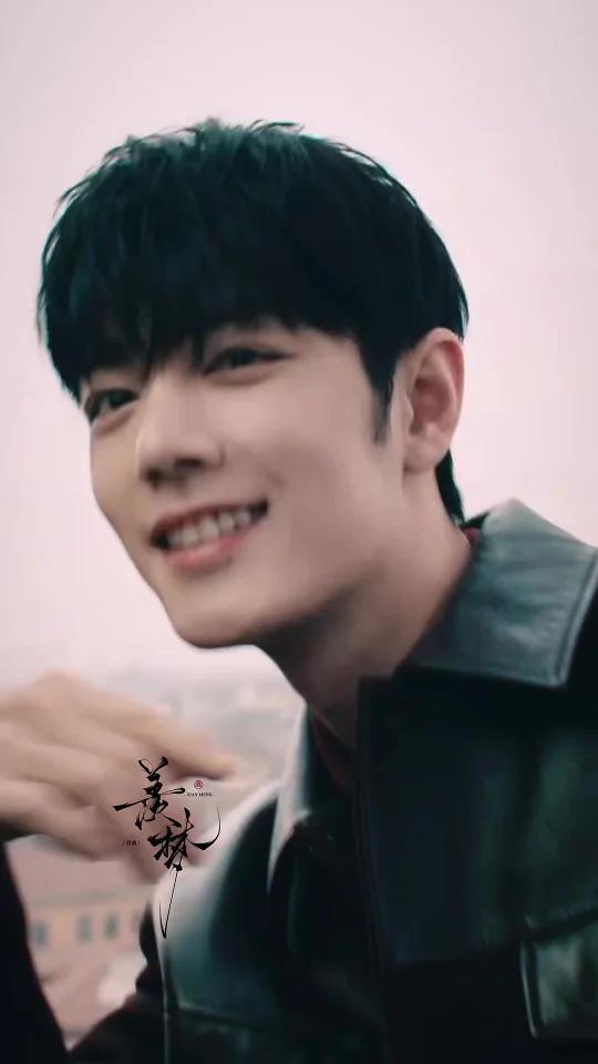 肖战,你是一块香香软软的小蛋糕