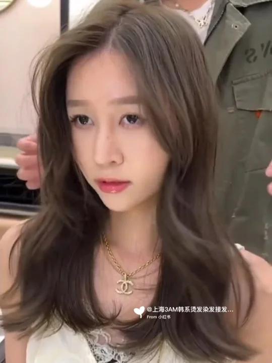 别再烫小卷啦!慵懒法式烫发温柔到爆!|不烫一次都不知道自己有多美!——慵懒蓬松的宽度不仅显