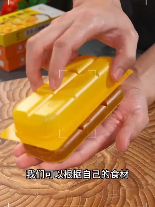 咖喱土豆大虾 孩子爱吃的咖喱这样做和西餐厅一个味，汤汁浓郁，椰香纯正，真的巨香巨好吃