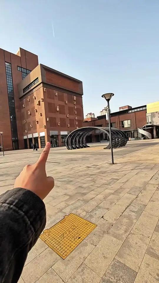 南洋菜和西餐的结合！环境也太有氛围了