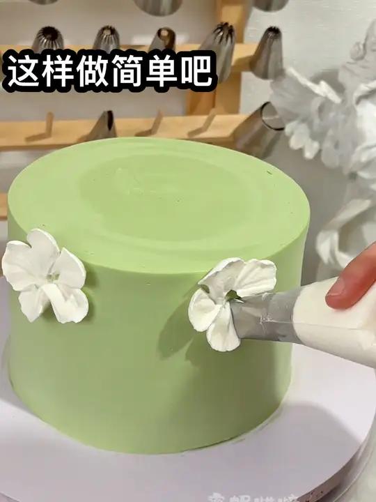 人气蛋糕推荐 生日蛋糕裱花教程 蛋糕学习 这样做简单吧