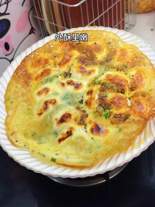 想吃煎饺了就像我这样做,速冻饺子也不用解冻,上锅直接煎,做法简单酥脆好吃#饺子 #煎饺 #