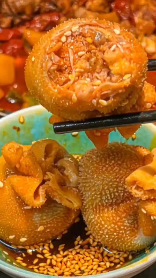 恩克肚包羊肉地方特色小吃肚包肉大草原的特色美食食尖上的美食 地方特色小吃 快来一起尝个鲜超
