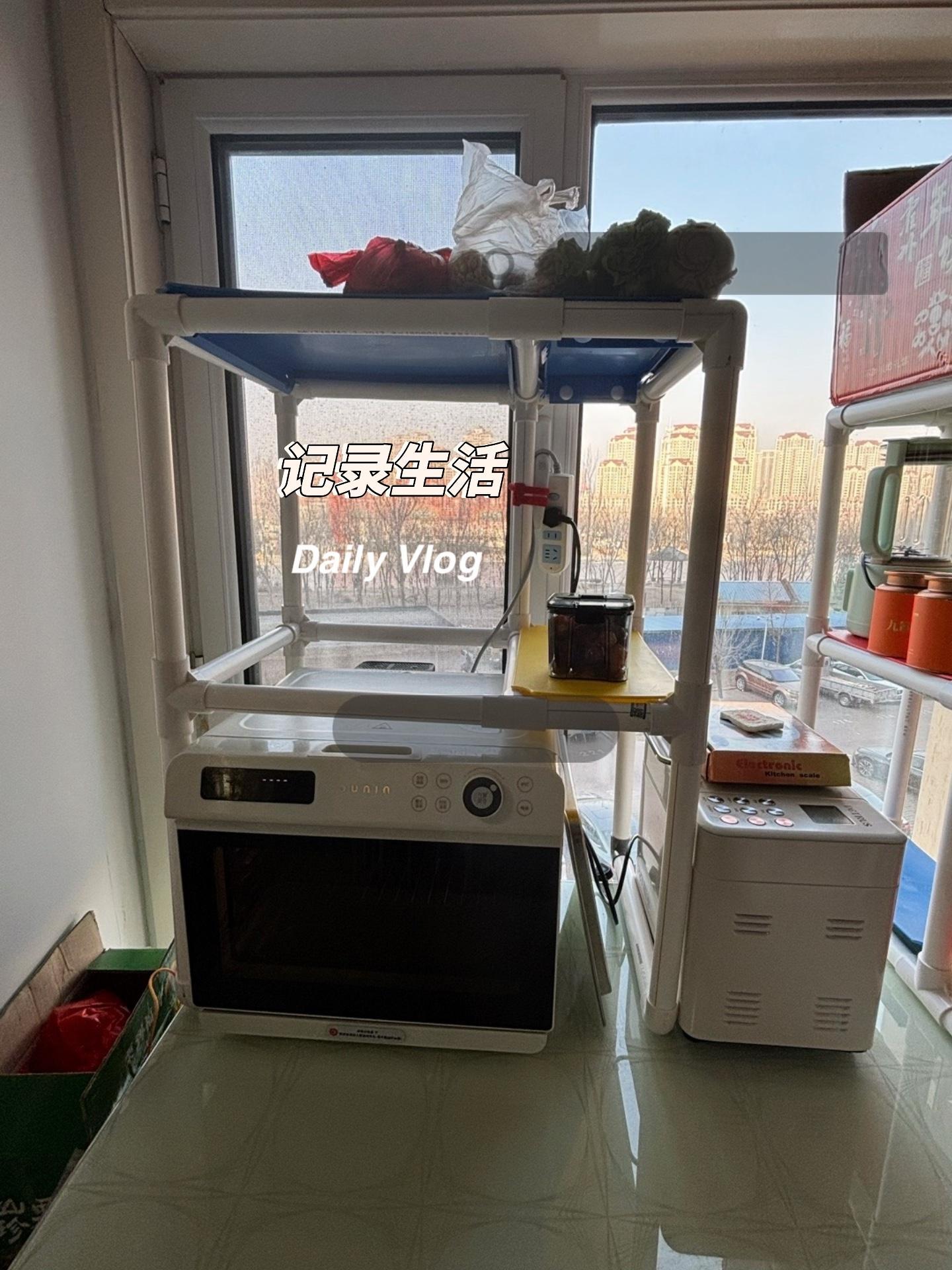 装修剩下的水管不用了怎么办,直接改造成电器置物架放菜架子 改造 改造前vs改造后