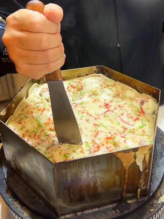 1.99一个的江南传统小吃梅花糕,来江南必吃 梅花糕 无锡美食