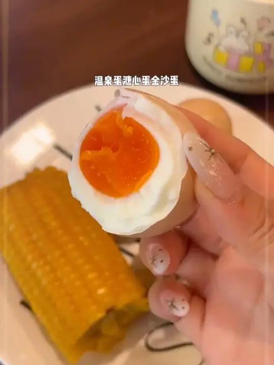 这个煮蛋器太方便了 还能上蒸下煮早餐一个小锅就搞定了