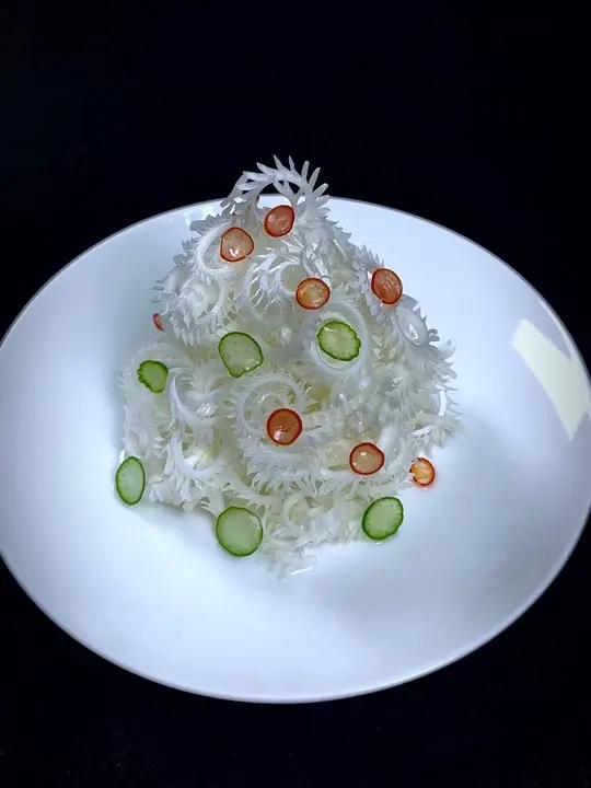 把大白菜做成吃不起的样子学会快去试试吧?摆盘技巧凤尾白菜厨师创意盘饰