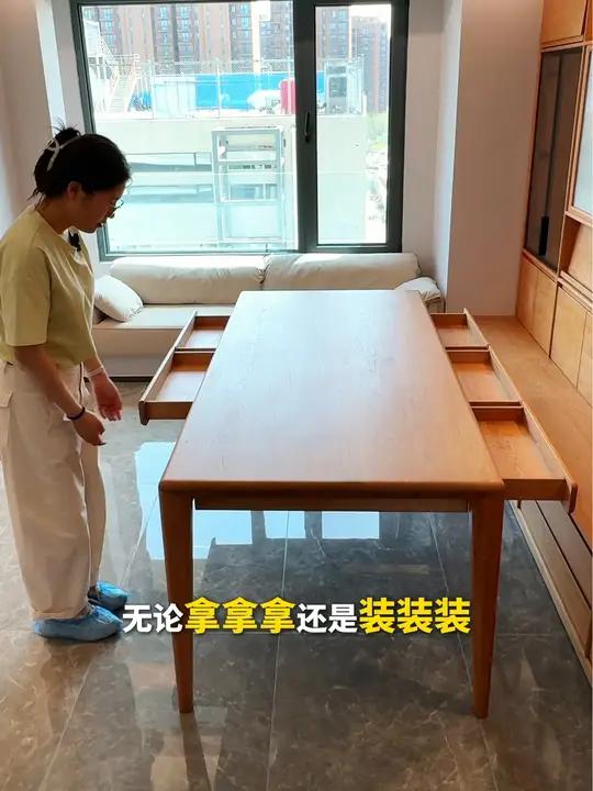 实用性大桌,客厅放了它,功能提升了不止一点点……