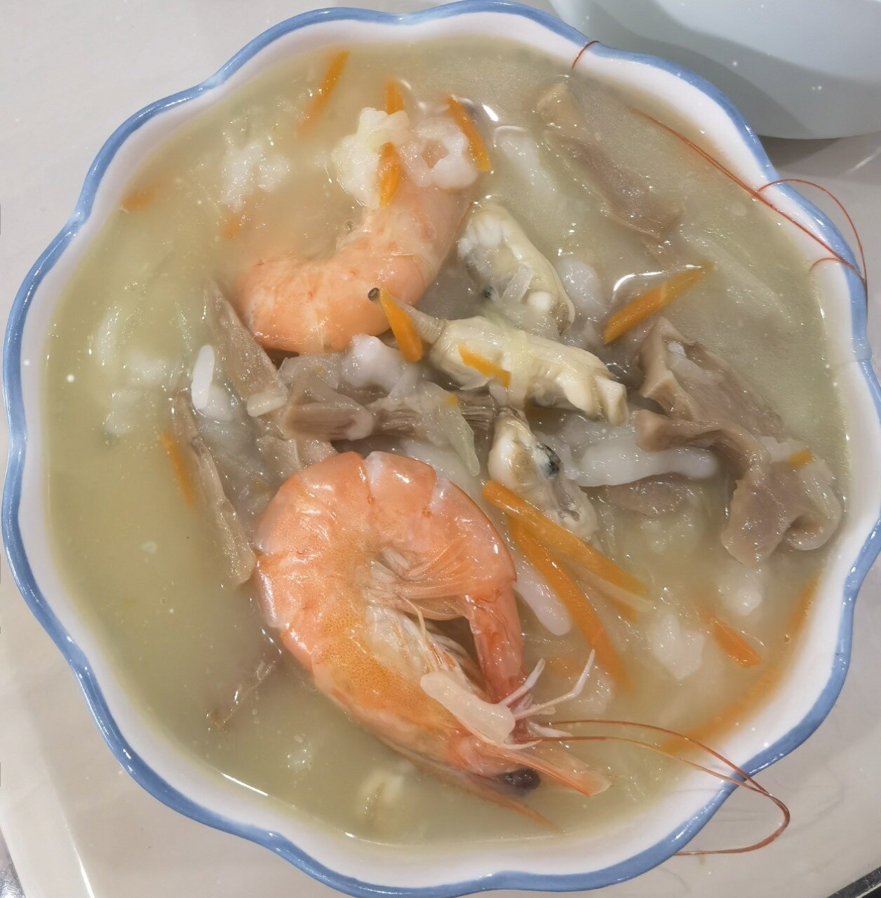 宁海特色之海鲜笋干麦虾汤～(面疙瘩)