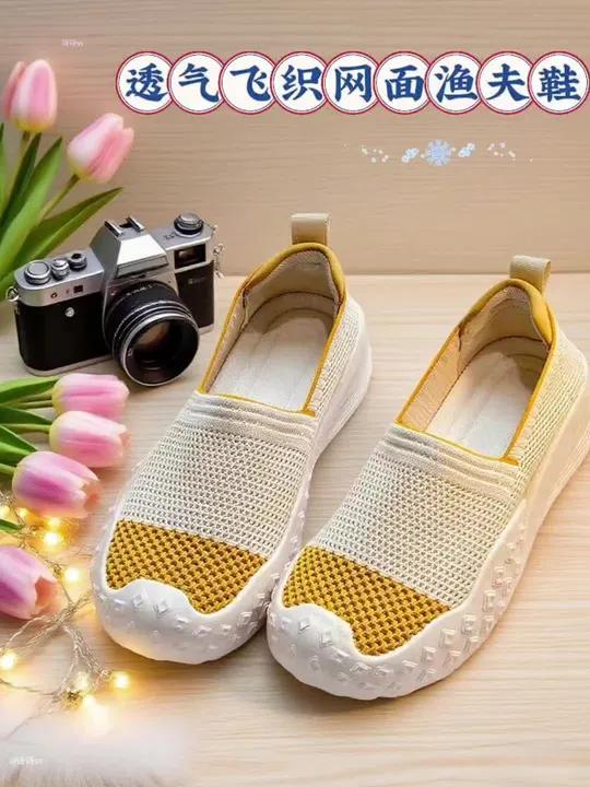 夏天总对凉鞋提不起兴趣的姐妹，或许该试试这双达芙妮旗下的新款——它像懂你的小默契，把时髦和