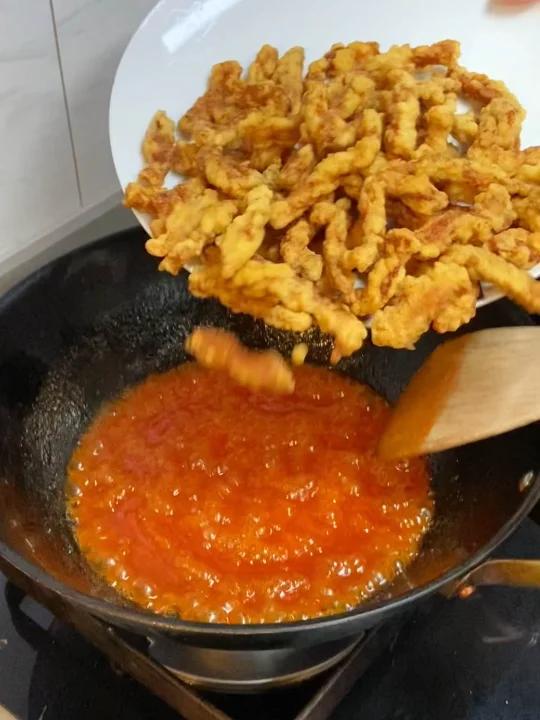 糖醋里脊!朋友来了!我一定要的就是这道菜!