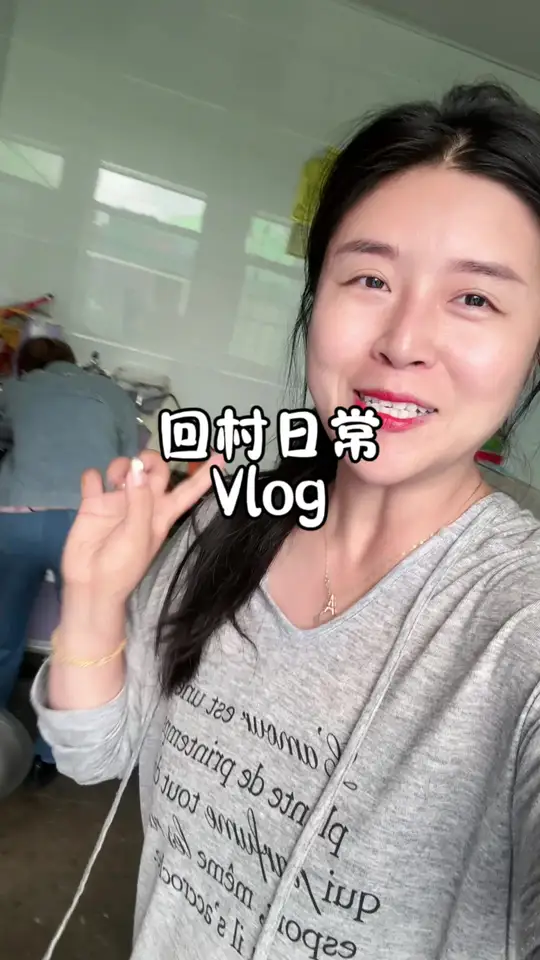 带孩子回农村住娘家，今天给爸妈做顿柴火鸡！