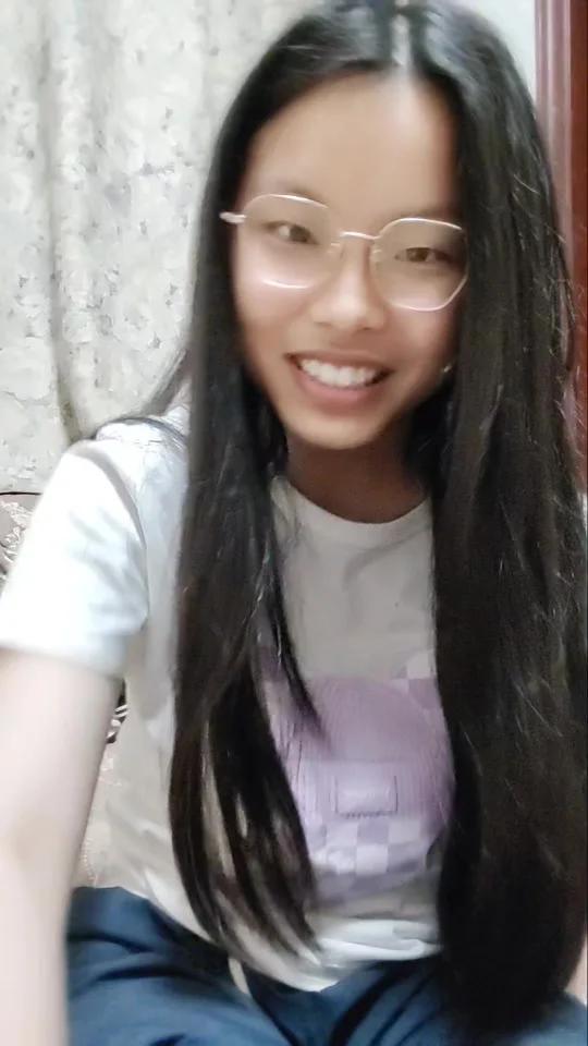 今天加餐了!还是我超爱的肯德基蛋挞!哈