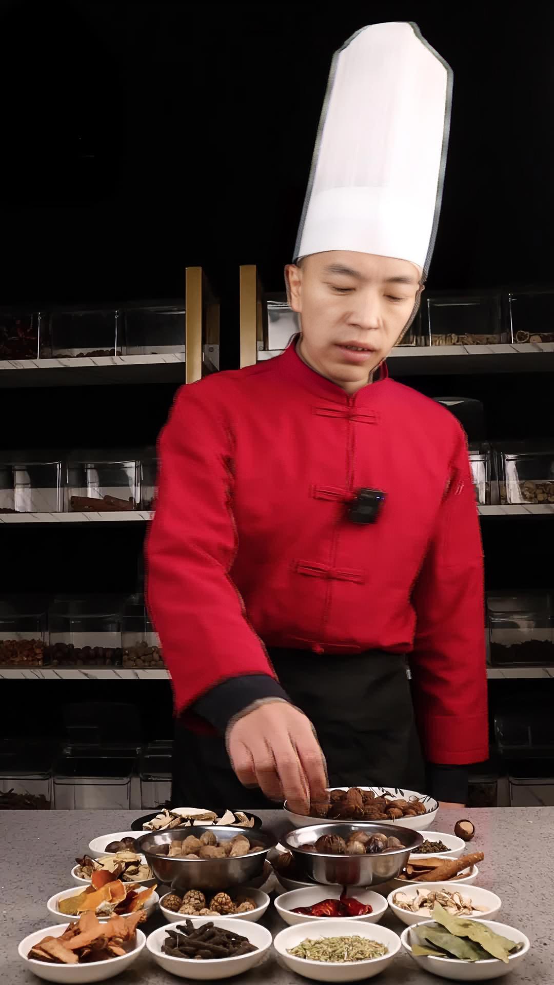 香果、长香果、肉蔻,到底有什么区别,以及这三种香料在卤水中的运用 香料 香料的作用 香果 