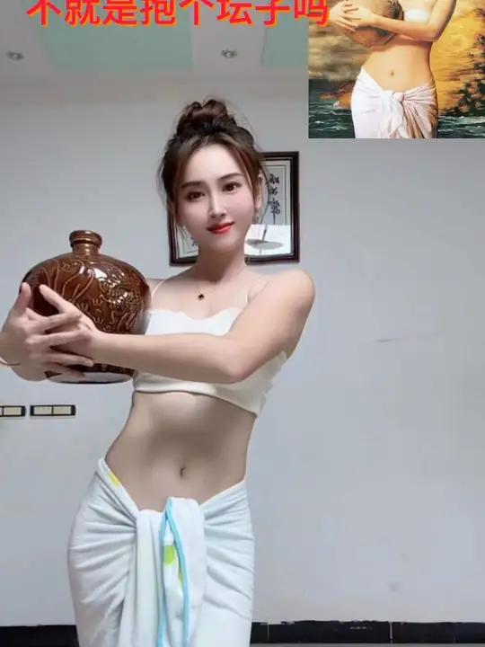 人家抱陶成名画,我就抱个坛子吧!油画人物 谁拍谁火 名画模仿秀