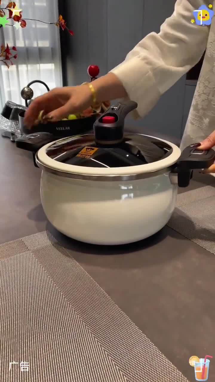 煲汤神器！有它，康巴赫微压珐琅锅，简单好用，自己动手做汤，煲汤更方便！