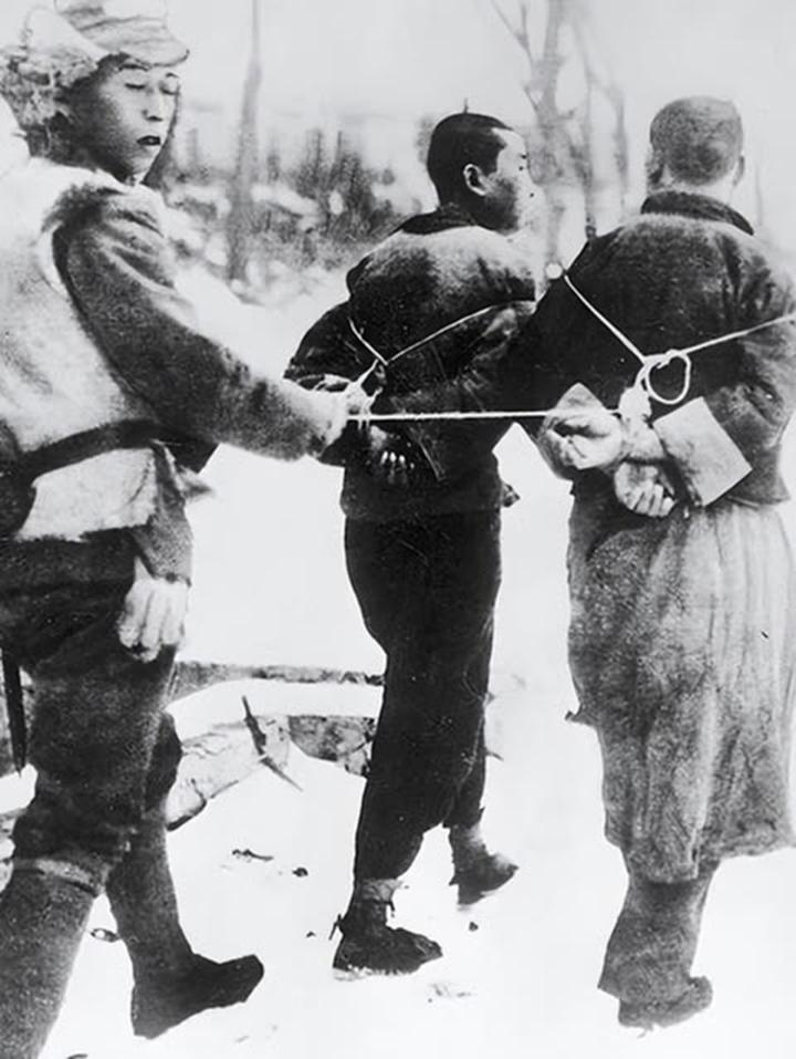 1937年,东北地主将300日军骗入深山活活冻死