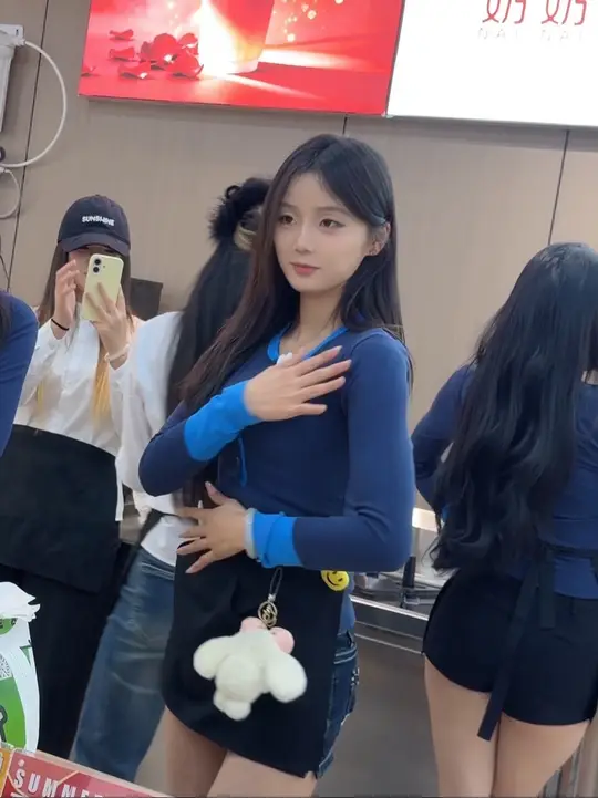 青春甜美，奶茶妹妹亮相！
