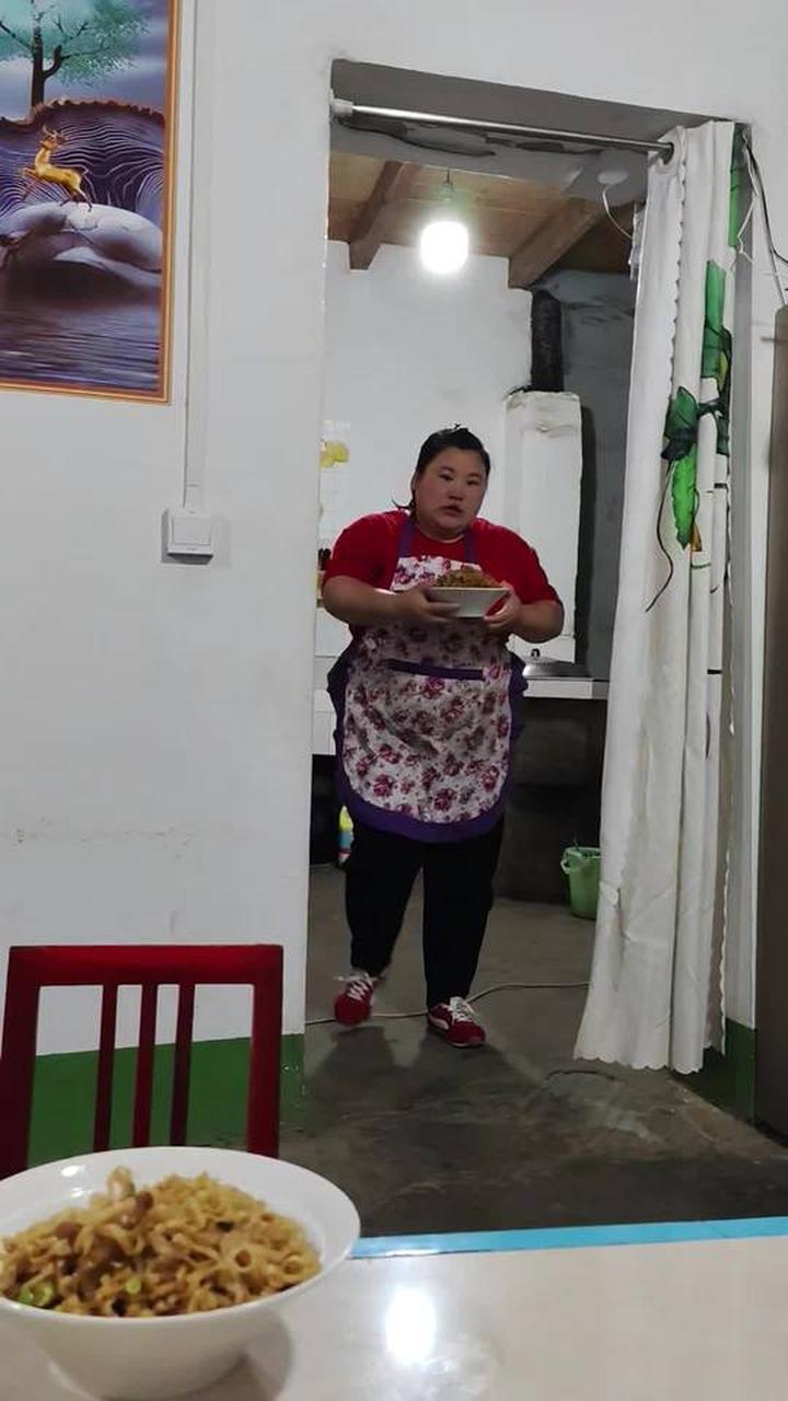 陕南农村的蒸面条，味道好极了