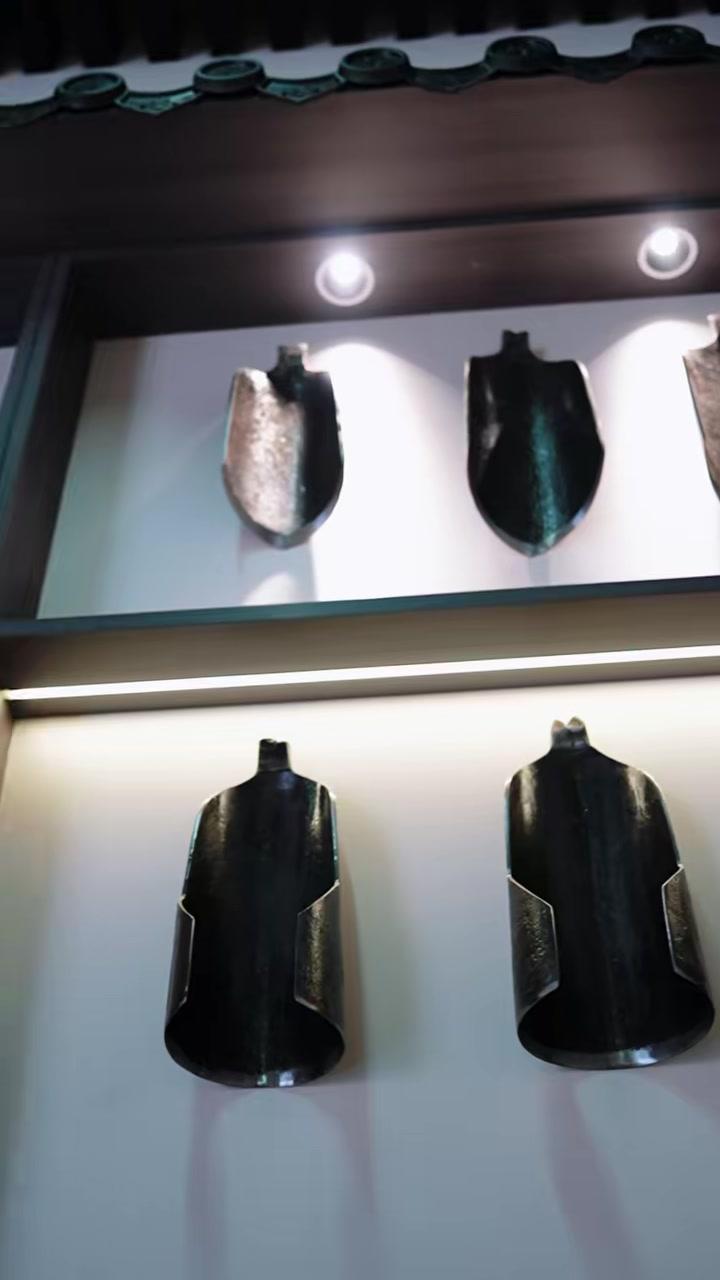 手磨淬锥铲，圆凿探古今——今天，第14期《只此中原豫见非遗》，我们走进河南省洛阳市，一同探