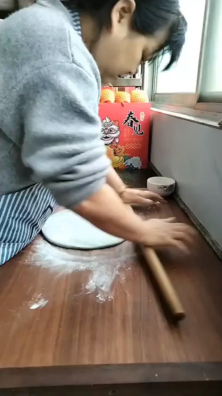 手擀面菠菜面 简单又好吃的菠菜剪刀面