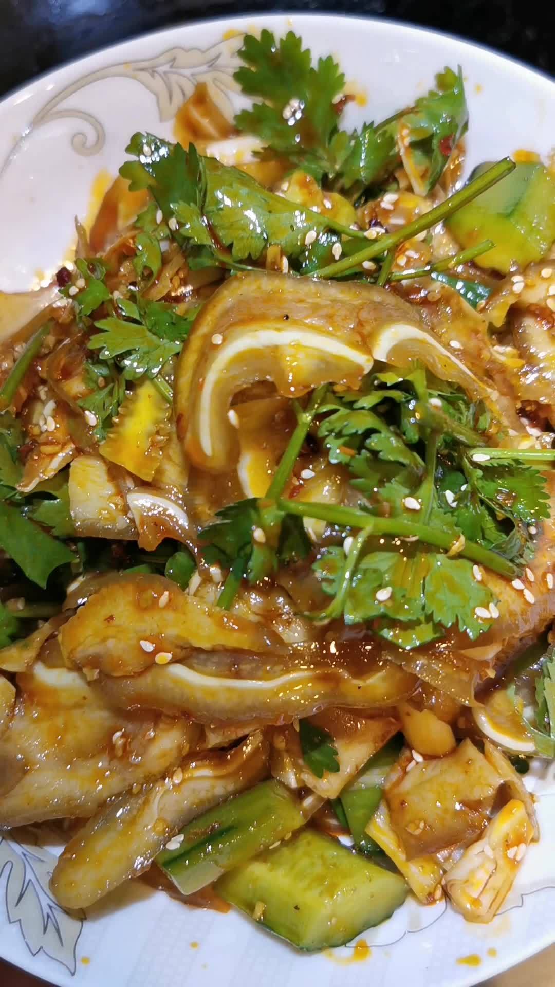 红油耳片 凉拌菜