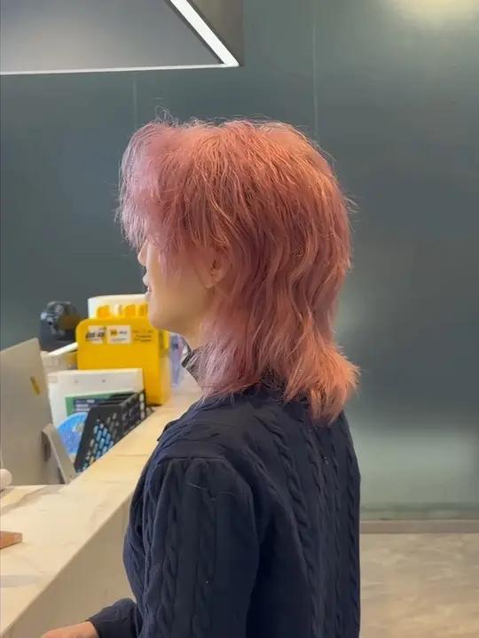 免打理的浅色狼尾鲻鱼头卷发