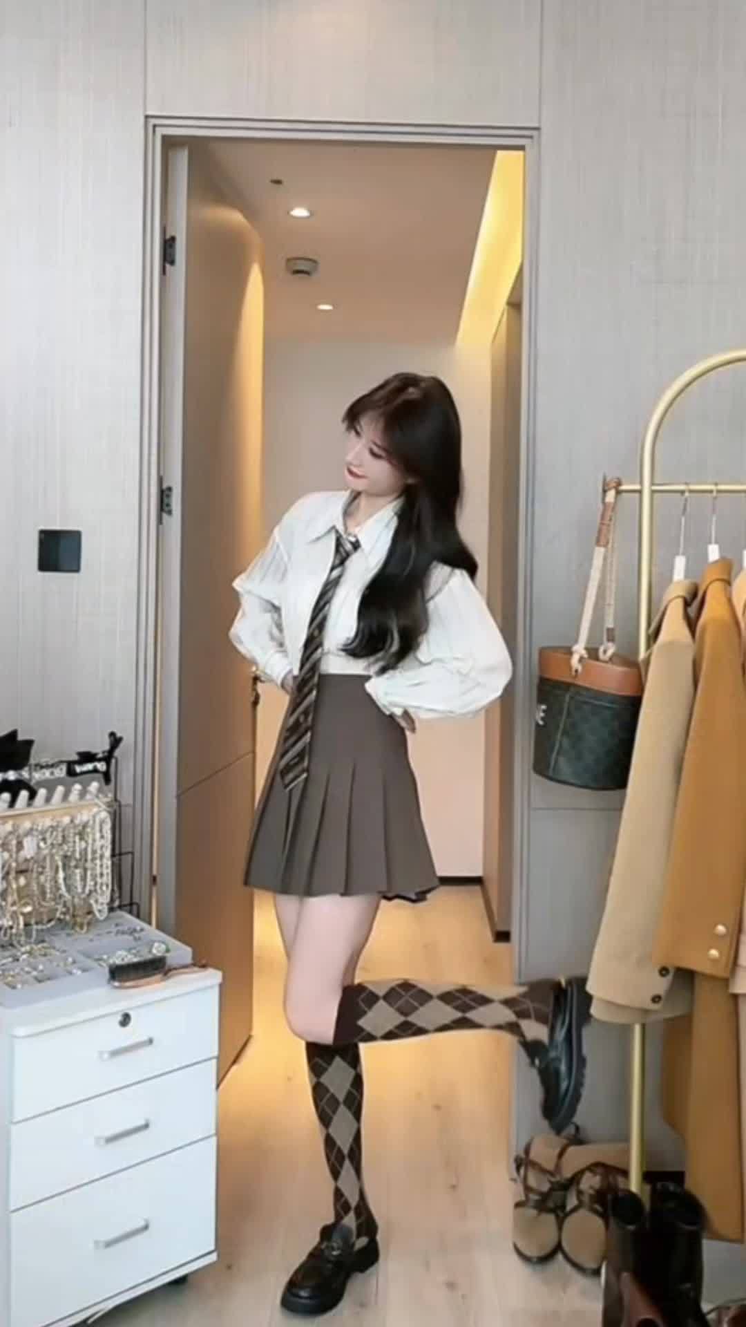 高级感穿搭 谁穿谁好看 学院风西服外套 新衣服可以治愈各种不开心