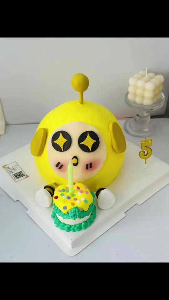 儿子5岁生日做了一款很复杂的蛋仔蛋糕,第一次挑战没想到很成功