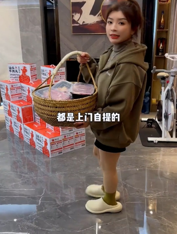 这天气来上一顿热气腾腾的牛肉火锅，绝了！