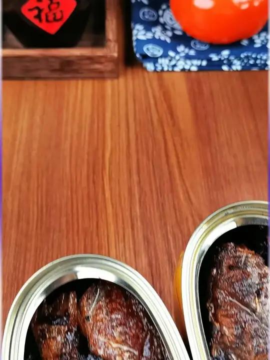 鹰金钱牌的豆豉鱼，成块成块的，新鲜不腥不柴