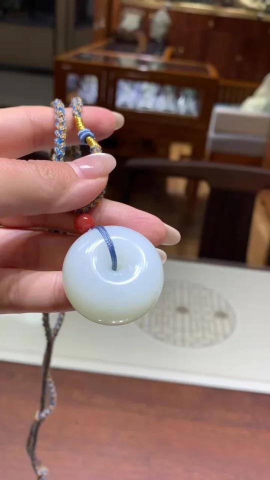 收藏大气款 新疆和田羊脂玉且末天泰料精品大挂件「甜甜圈」平安扣玉质油油糯糯！脂份极佳！油油