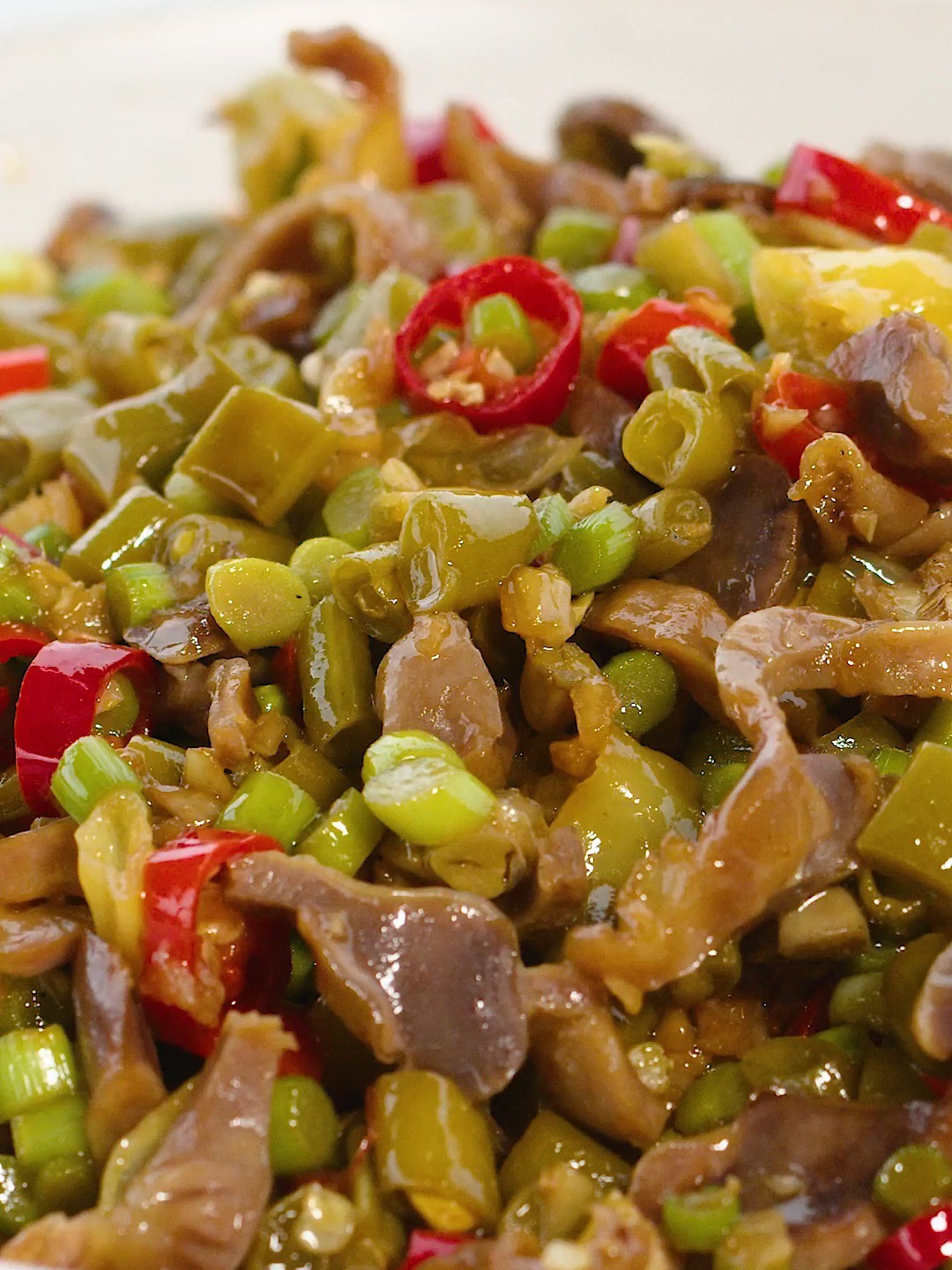 酸辣鸡杂,不腥不老的做法