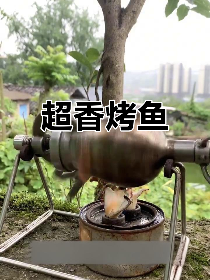 高端做法爆出美味小鱼,香气扑鼻