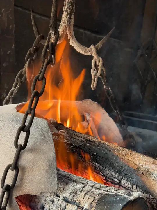 百年传承非遗吊炉烧饼