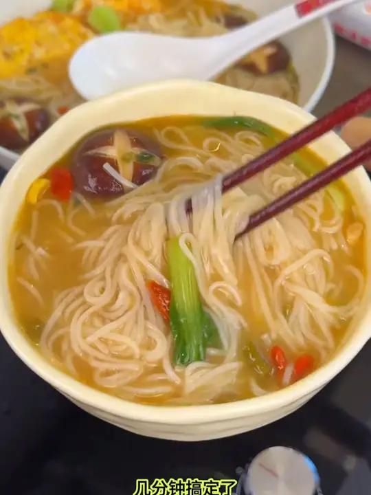 Y 白象早餐面能吃面能喝汤早上热乎乎来一碗一家人都爱吃