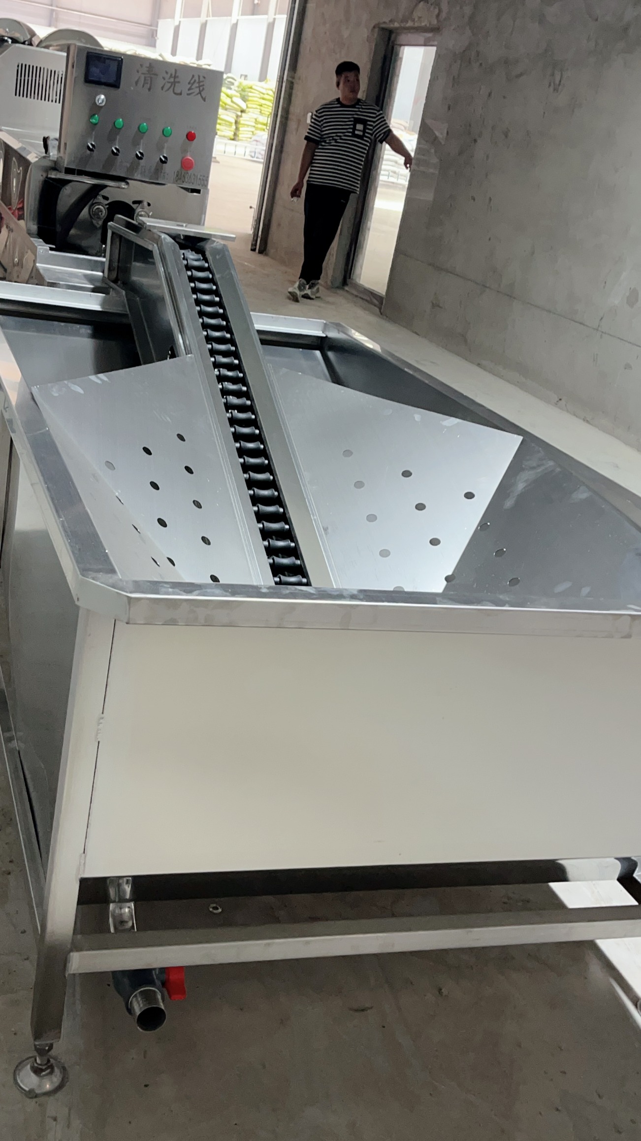 盐水鸭蛋洗蛋机 单排洗蛋机鸡蛋鸭蛋清洗机全自动洗蛋机