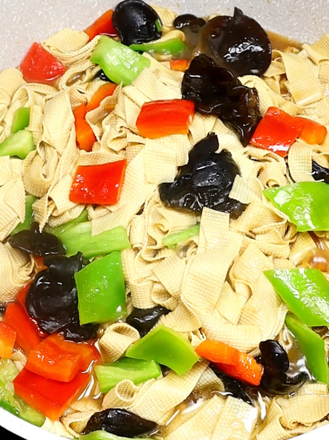 素炒豆腐皮 简单营养 好吃下饭