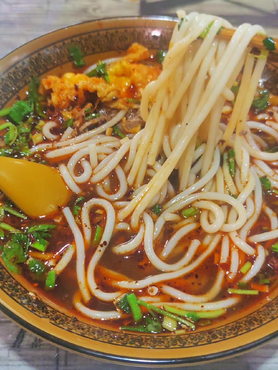 遵义虾子羊肉粉 真的好吃哎,我喜欢。真香警告 嗦粉