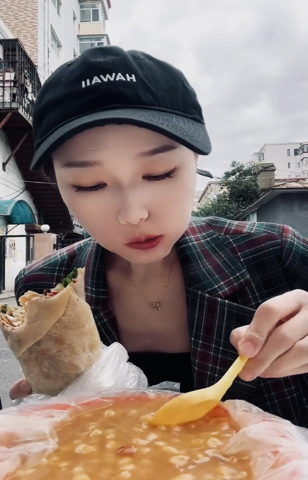 哈尔滨美食 熏肉大饼 吃货