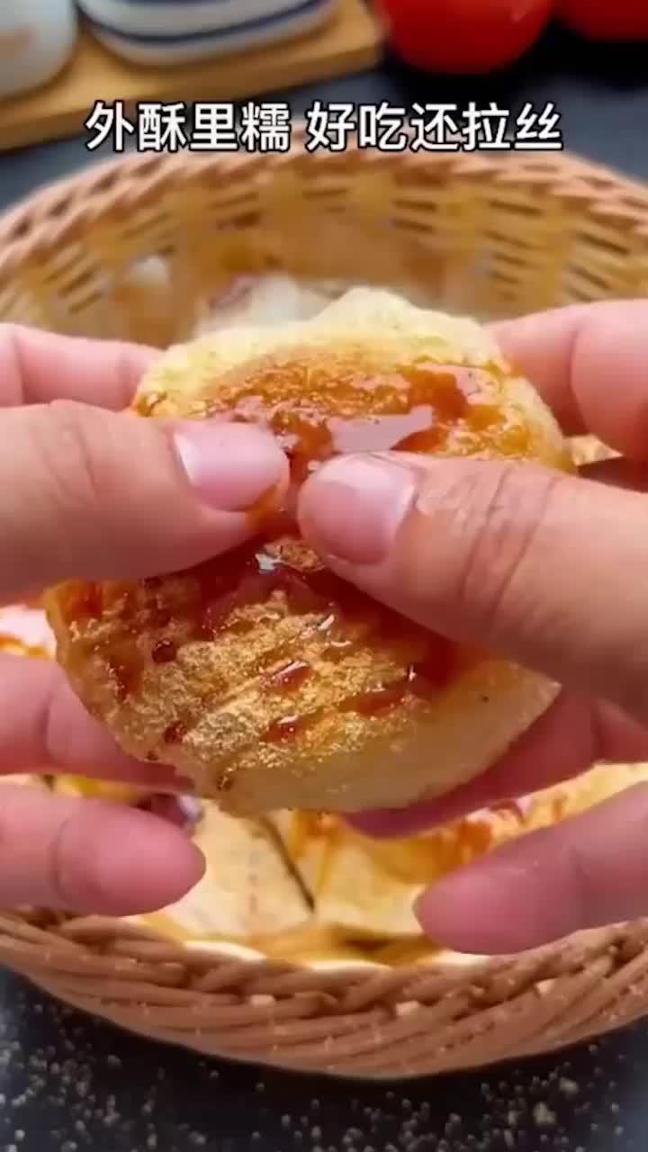 红糖糍粑 外酥里嫩 民间传统美食 软糯香甜 大人小孩都爱吃