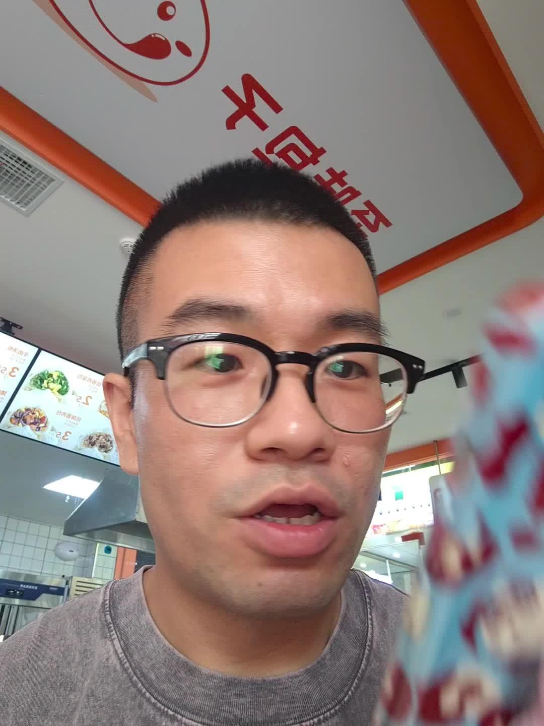 99块钱七斤小龙虾冲了 小龙虾 龙虾 小龙虾小龙虾吃起来 石家庄小龙虾 石家庄美食
