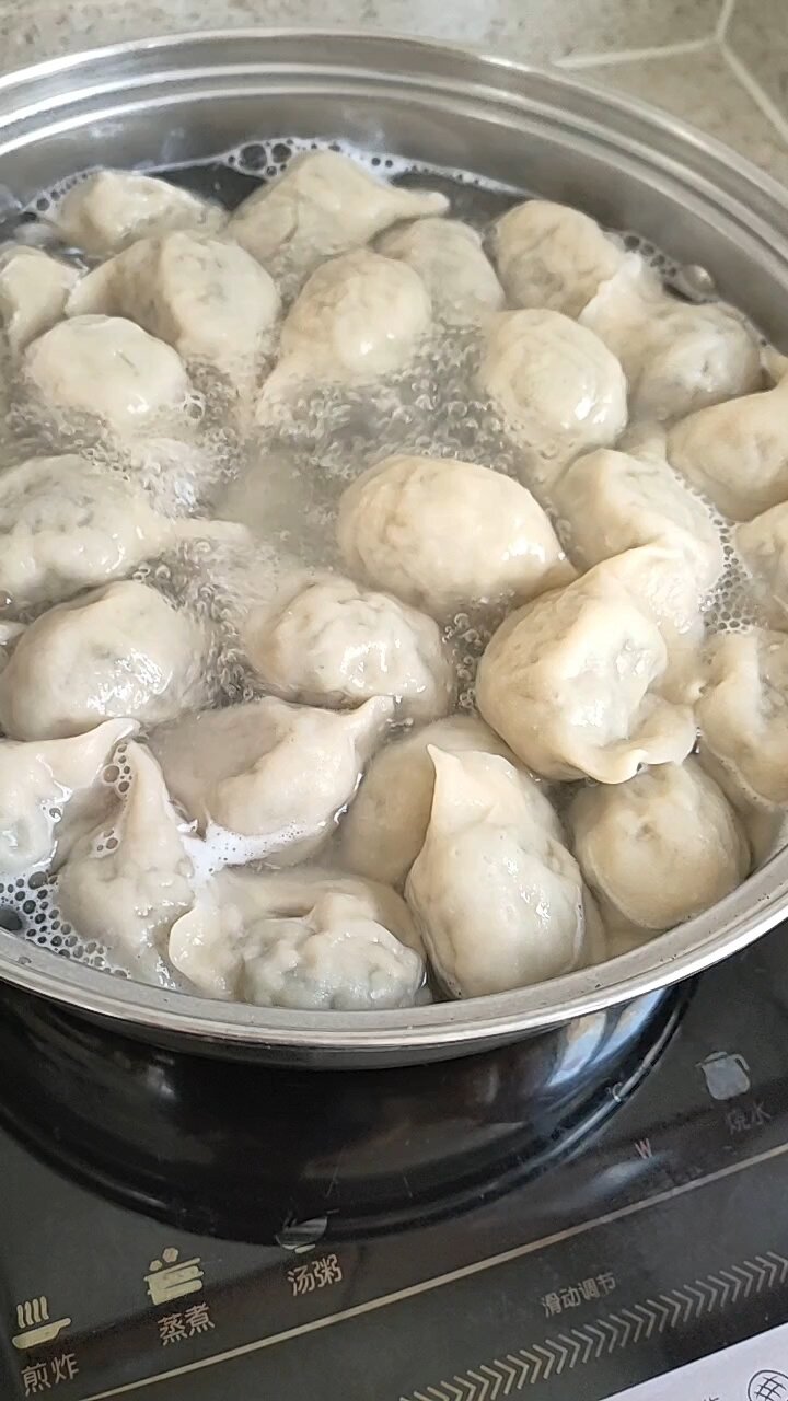 怎么煮冻水饺不破皮的方法!具体怎么煮的方