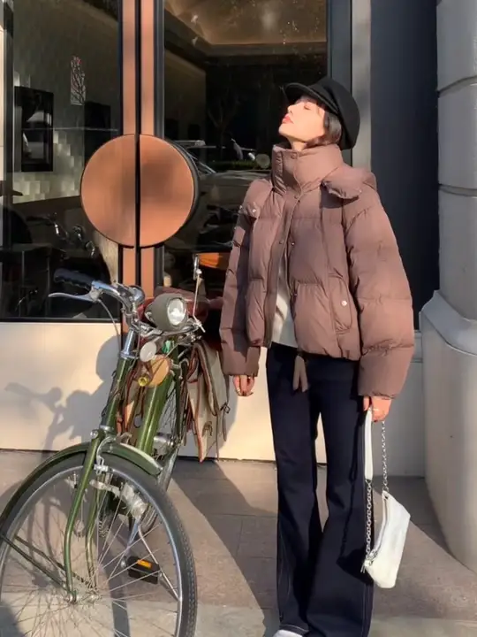 一件羽绒服穿出时髦感，这些穿搭思路绝了！