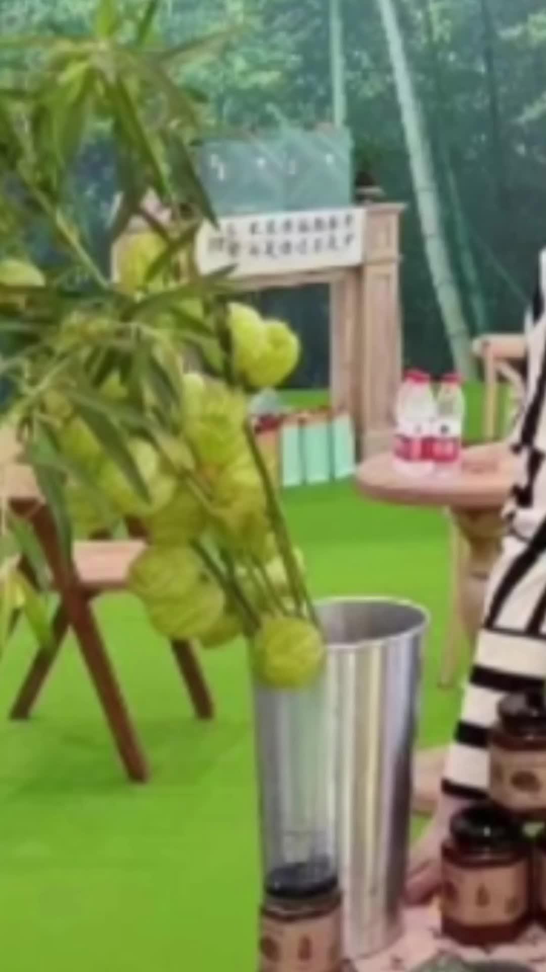 创作灵感 徽姑娘 王家宴纯手工牛肉酱,驴友们的最爱,携带方便,美味又营养。出门旅游,爱看的