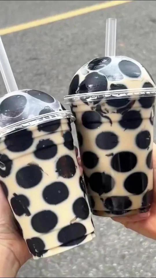 讲真的……这个珍珠奶茶真的巨巨巨好吃!