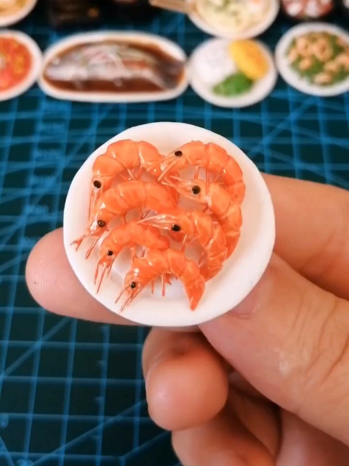 粘土一盘大虾